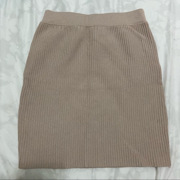 Tan Brown Ribbed Skirt - Picture 3 of 4